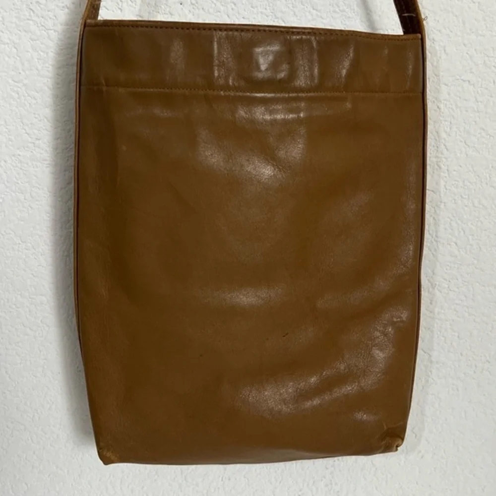 Vintage Bill Blass Nutmeg Tan Genuine Leather Messenger Laptop Bag Tote Murse
